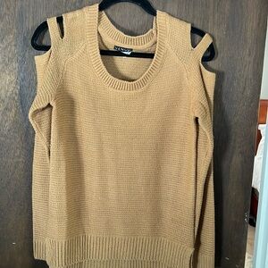 Ladies open shoulder sweater. Size Medium. Color Tan.